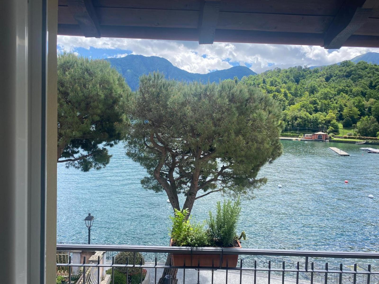 La Casa Sul Lago Лено Екстериор снимка