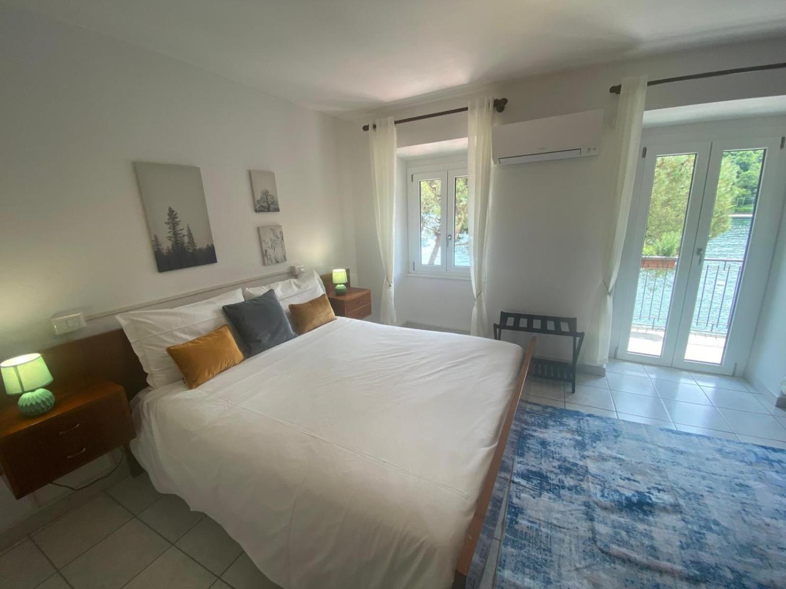 La Casa Sul Lago Лено Екстериор снимка